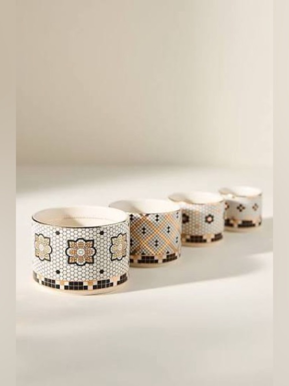 Decorative Mosaic Ceramic Napkin Rings - White & Gold Set of 4